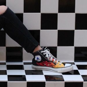 Black flame converse